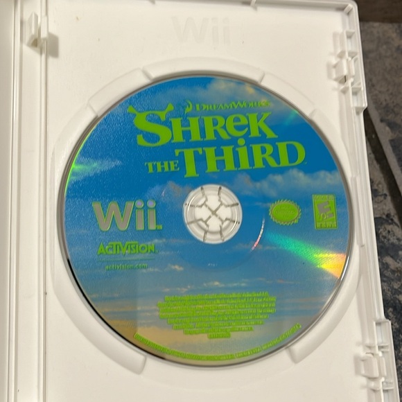 5 for $60 - Shrek the Third for Wii - Picture 2 of 3